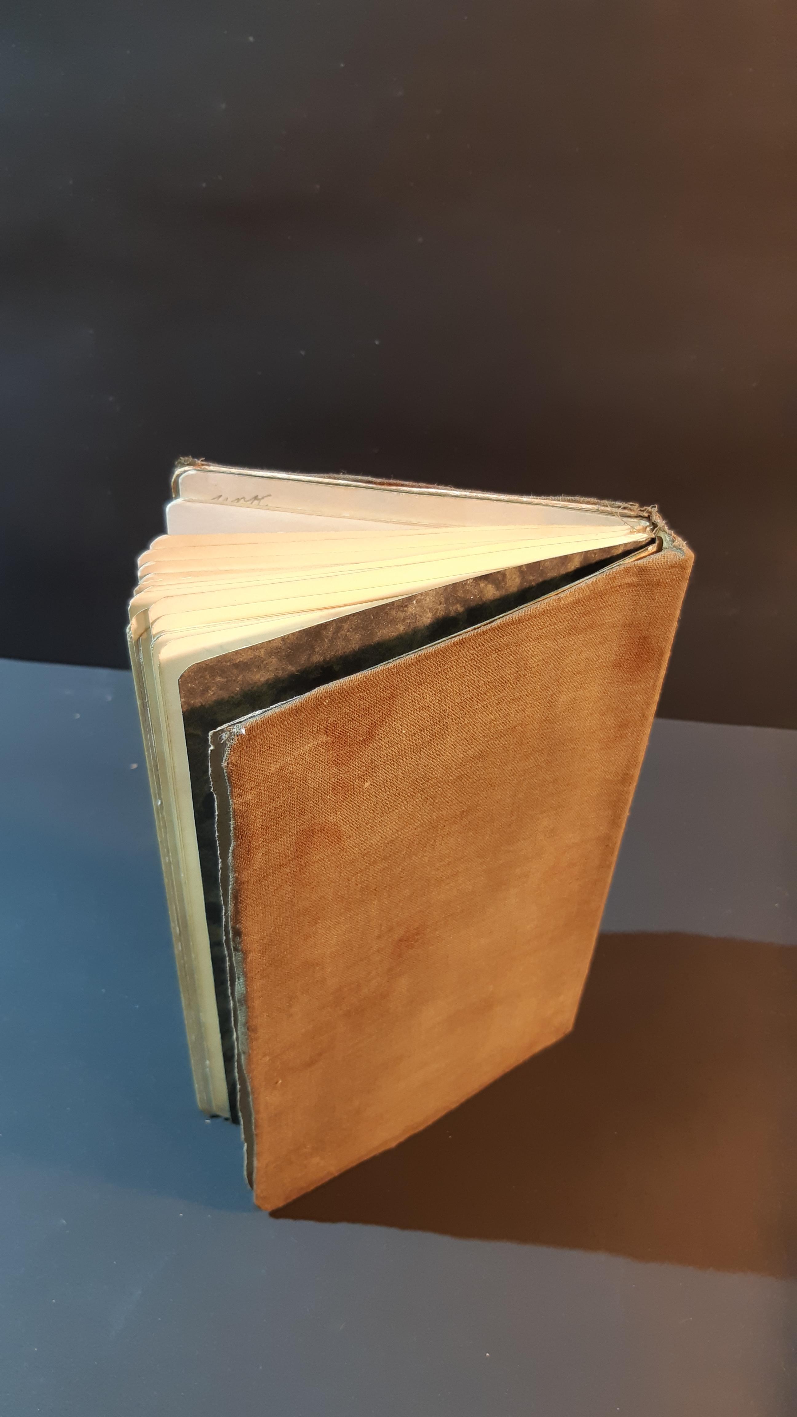 Stammbuch mit Eintragungen von 1931 bis 1937